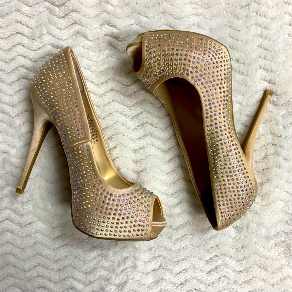 Jennifer Lopez blush diamond studded high heels